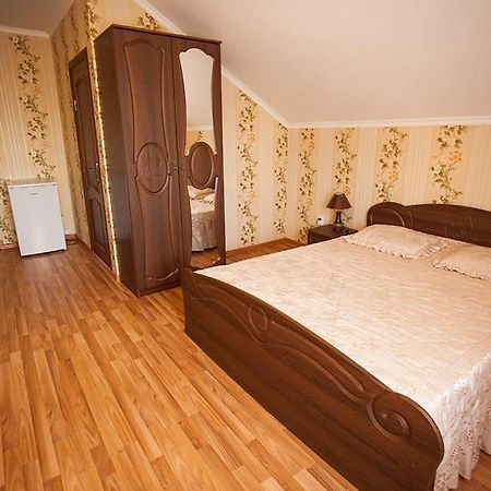 Hotel Goldenluxe Berehowo Zewnętrze zdjęcie