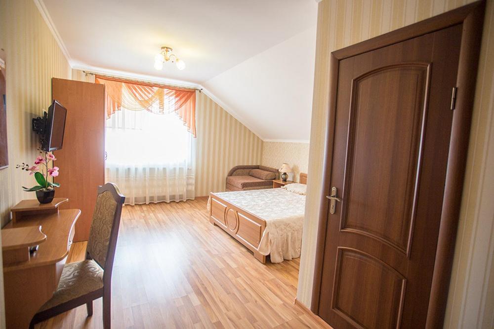 Hotel Goldenluxe Berehowo Zewnętrze zdjęcie