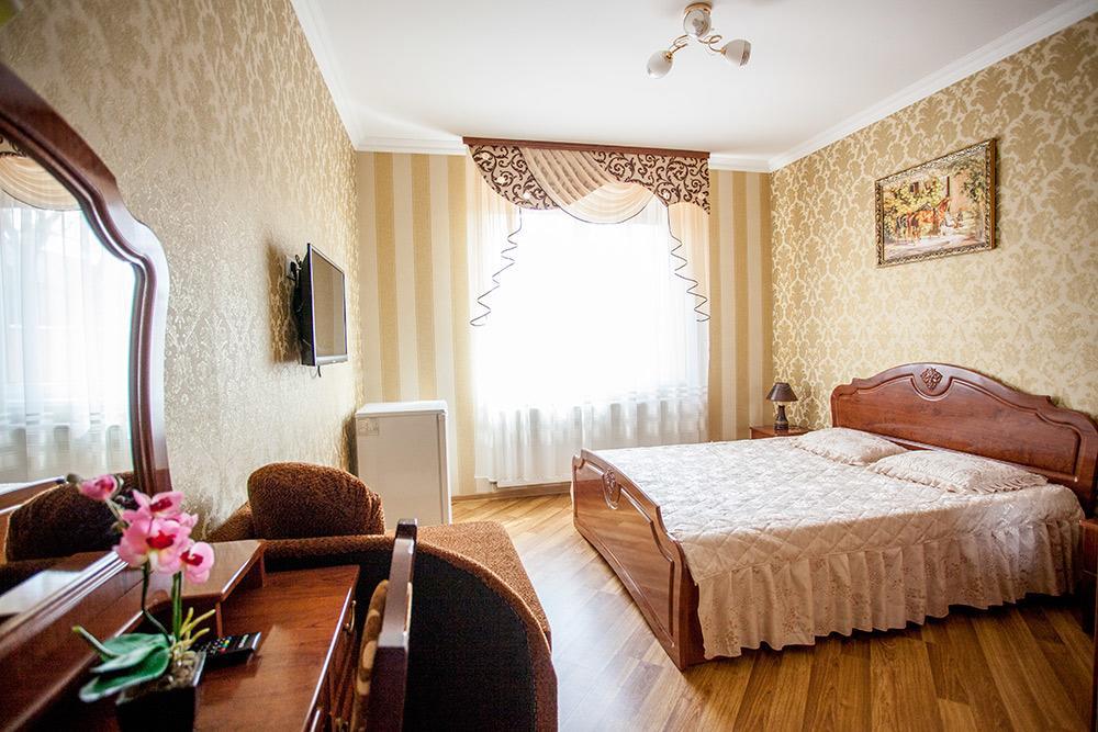 Hotel Goldenluxe Berehowo Zewnętrze zdjęcie