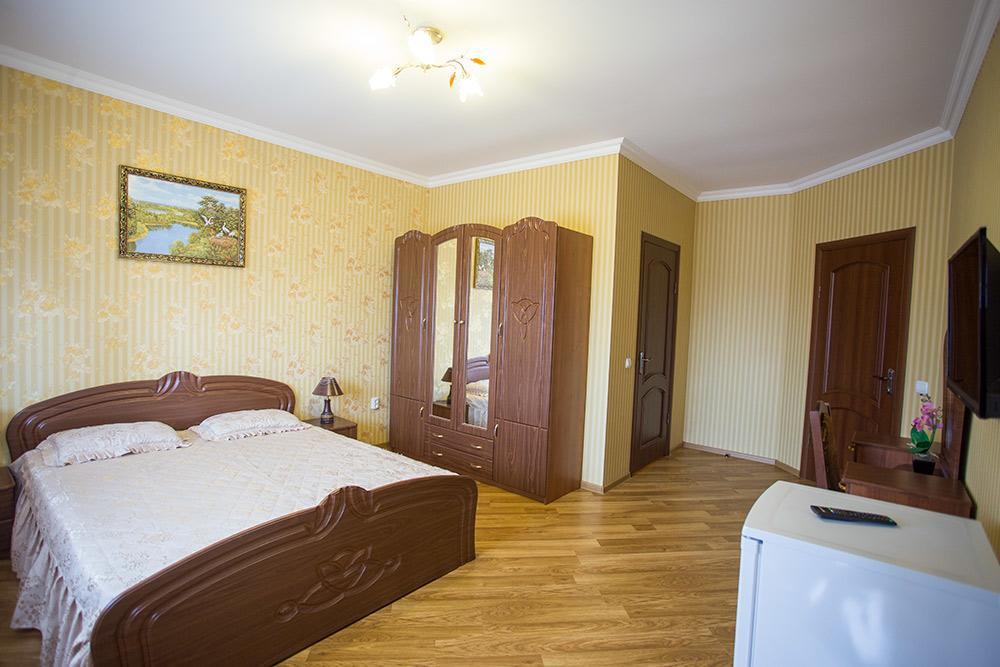 Hotel Goldenluxe Berehowo Zewnętrze zdjęcie